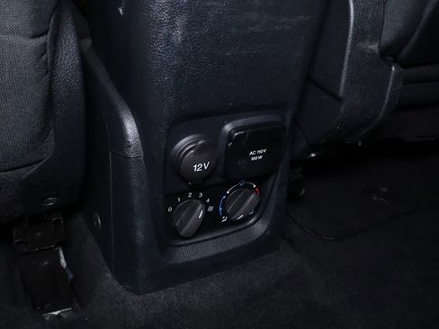 Used 2020 Ford Transit Connect XL image 15