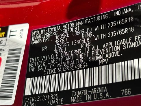 Used 2024 Toyota Highlander LE FWD image 55