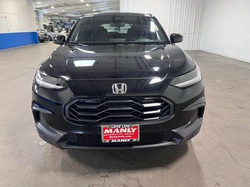 Used 2025 Honda HR-V Sport image 8