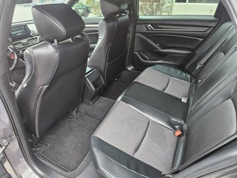 Used 2018 Honda Accord Sport image 24