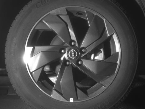 Used 2025 Nissan Rogue SV AWD/4WD image 13