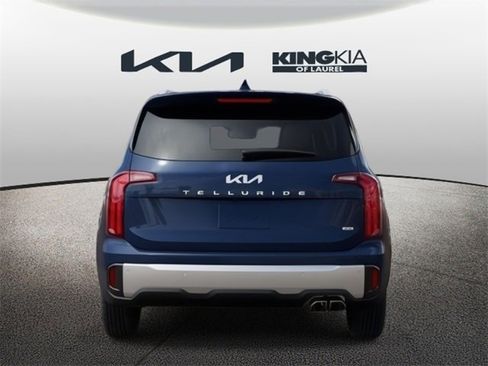 New 2025 Kia Telluride S image 5