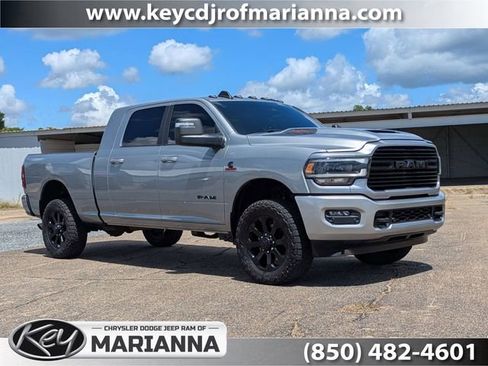 Used 2023 RAM 2500 Laramie AWD/4WD image 1