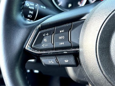 Used 2025 MAZDA CX-5 AWD 2.5 S w/ Preferred Package image 16