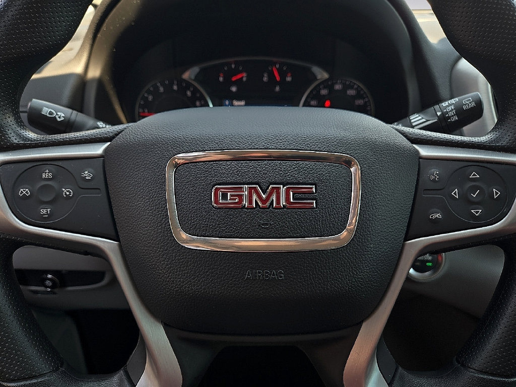 Used 2024 GMC Terrain SLE FWD image 19