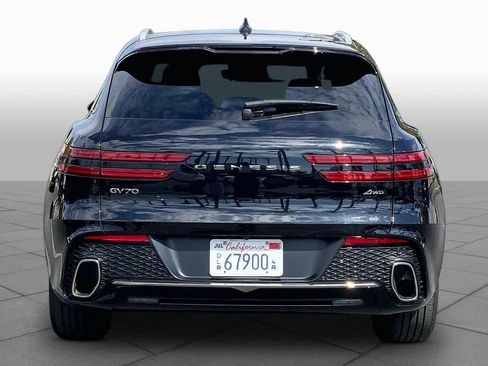 Used 2025 Genesis GV70 2.5T w/ Advanced Package AWD/4WD image 4