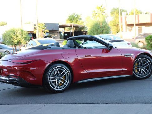 Used 2022 Mercedes-Benz SL 63 AMG 4MATIC image 21