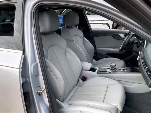 Used 2018 Audi A4 2.0T Prestige w/ Prestige Package image 9