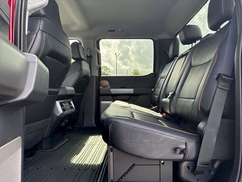 New 2025 Ford F250 Lariat w/ Chrome Package image 14