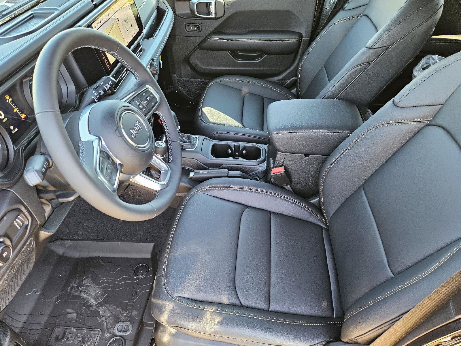 New 2027 Jeep Wrangler Unlimited Sahara AWD/4WD image 9
