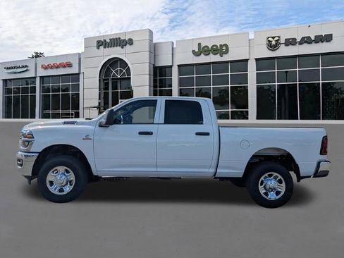 New 2026 RAM 2500 Tradesman w/ Chrome Appearance Group AWD/4WD image 7
