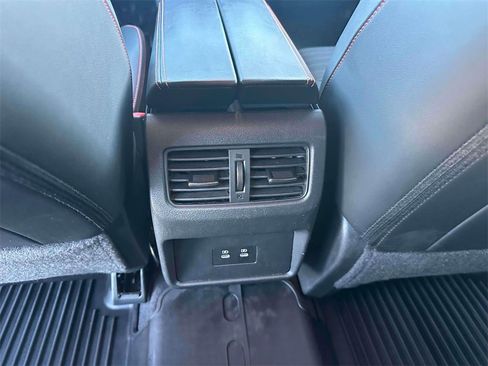 Certified 2025 Nissan Rogue SV image 12