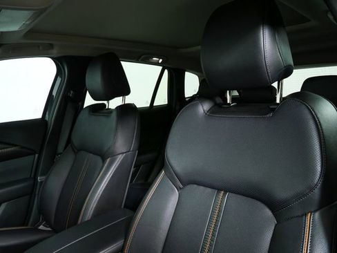 Used 2024 MAZDA CX-50 AWD 2.5 S w/ Premium Plus Pkg image 5