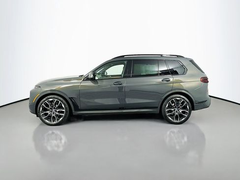 Used 2025 BMW X7 xDrive40i w/ M Sport Package image 8