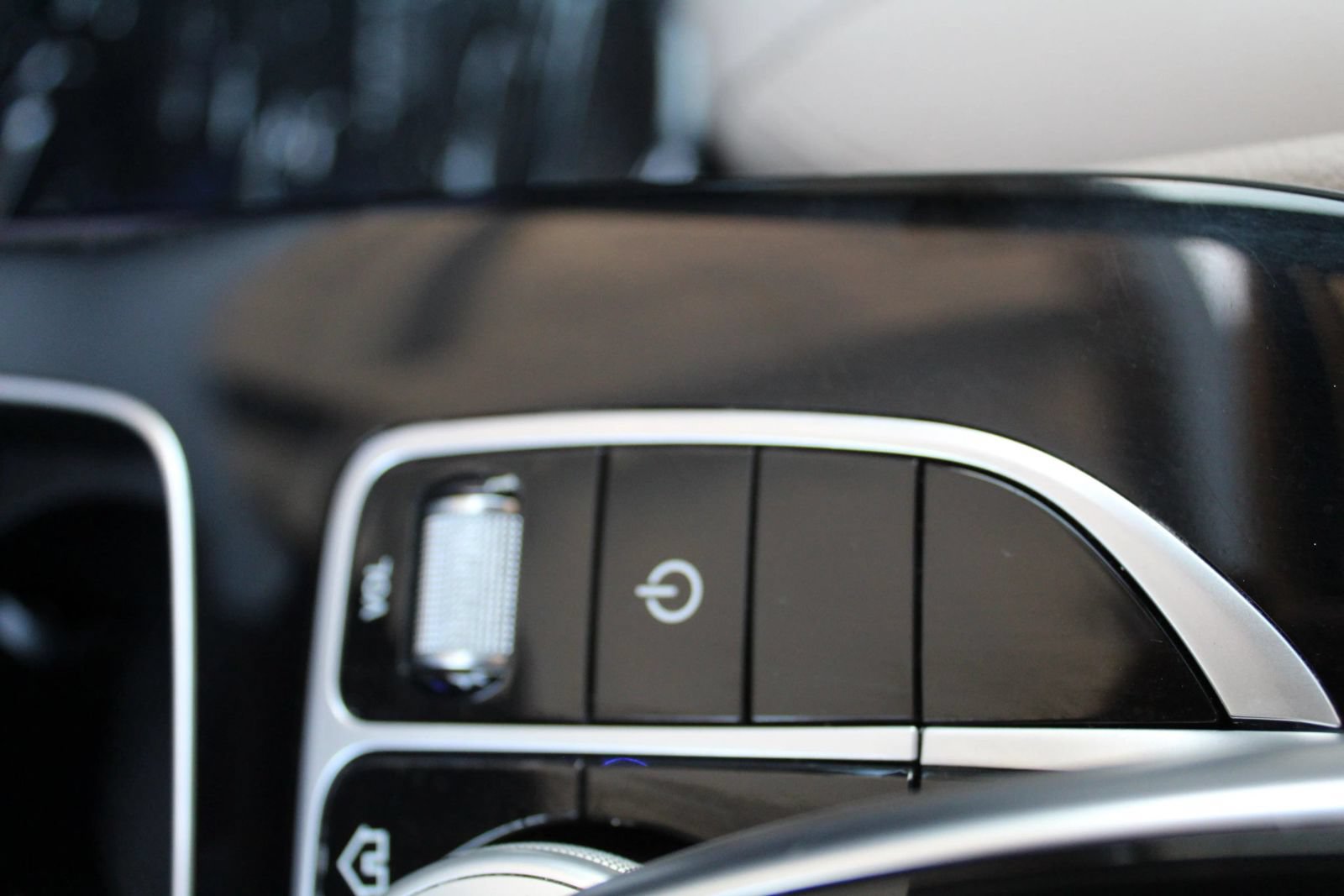 Used 2017 Mercedes-Benz E 300 image 21
