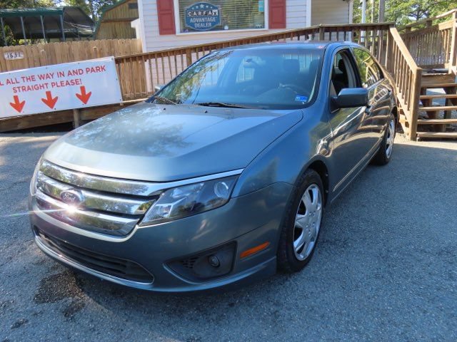 Used 2011 Ford Fusion SE FWD image 2