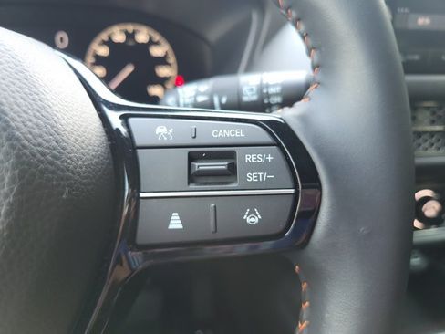 Used 2024 Honda HR-V Sport image 30