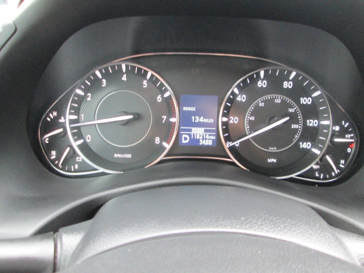 Used 2018 Nissan Armada SL w/ Moonroof Package AWD/4WD image 4