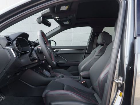 Used 2025 Audi Q3 2.0T Premium Plus w/ Premium Plus Package image 17