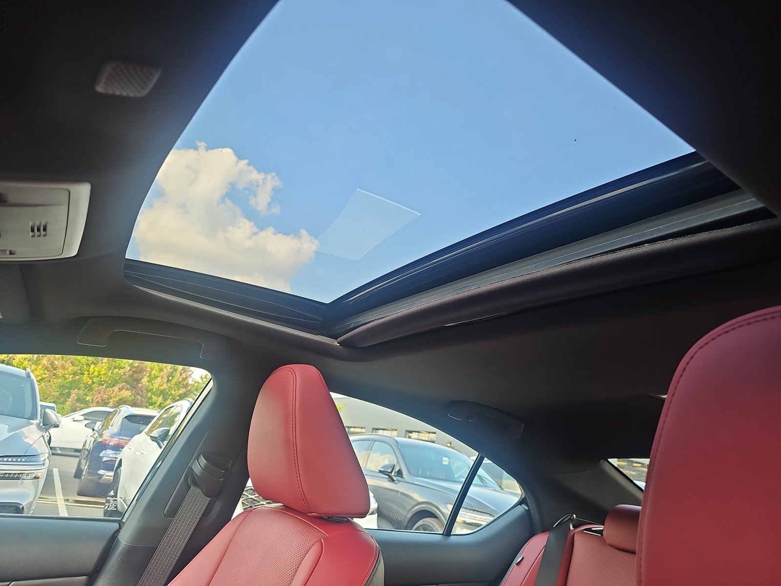 Used 2025 Lexus IS 300 w/ Premium Package RWD image 28