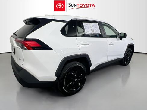 Used 2025 Toyota RAV4 LE FWD image 4
