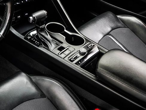 Used 2021 Kia K5 GT-Line image 16