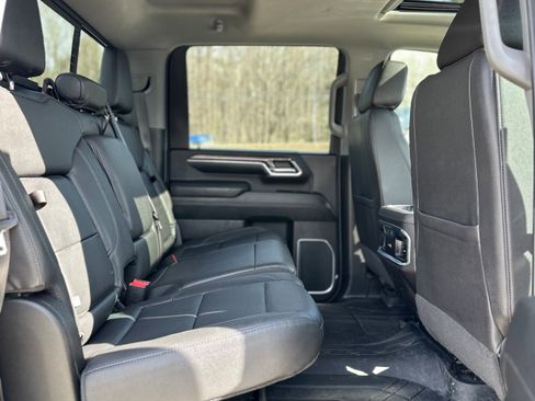 Used 2024 Chevrolet Silverado 2500 LTZ w/ LTZ Plus Package image 14