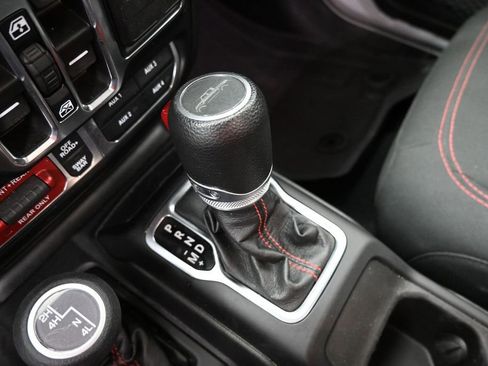 Used 2023 Jeep Gladiator Rubicon w/ LED Lighting Group AWD/4WD image 22