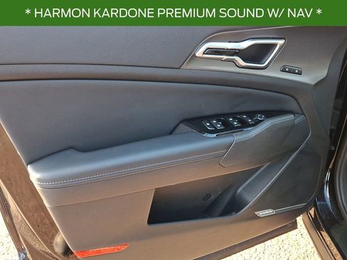 Used 2023 Kia Sportage SX image 12