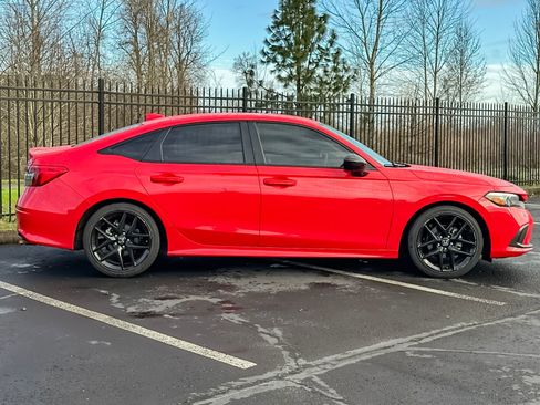 Used 2023 Honda Civic Sport image 36