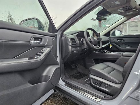 New 2026 Nissan Rogue SV image 16