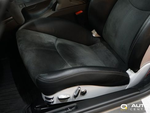 Used 2012 Porsche 911 Carrera GTS RWD image 19