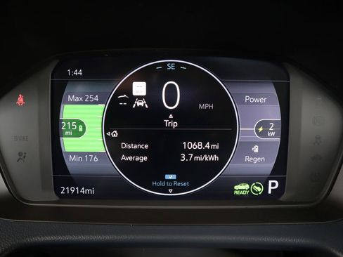 Used 2022 Chevrolet Bolt EUV Premier w/ Launch Edition FWD image 25