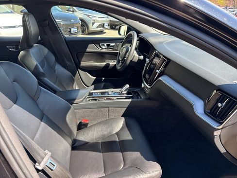 Used 2023 Volvo S60 B5 Plus w/ Climate Package AWD/4WD image 16