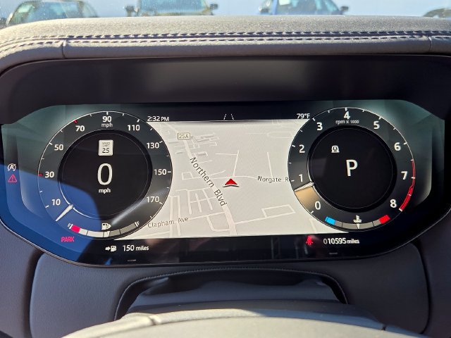 Used 2025 Land Rover Range Rover SE AWD/4WD image 18