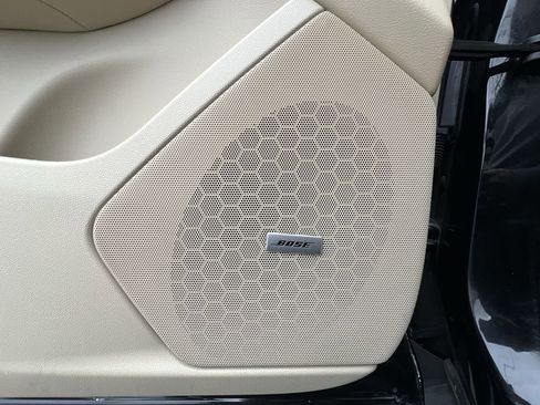 Used 2019 Cadillac XT5 Luxury image 25