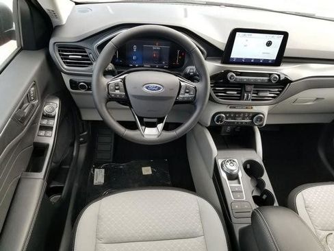 New 2025 Ford Escape Active w/ Cold Weather Package image 19