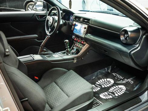 Used 2023 Toyota GR86 image 11