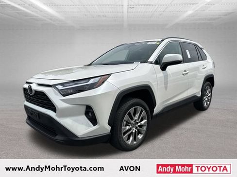 Used 2022 Toyota RAV4 XLE Premium FWD image 4