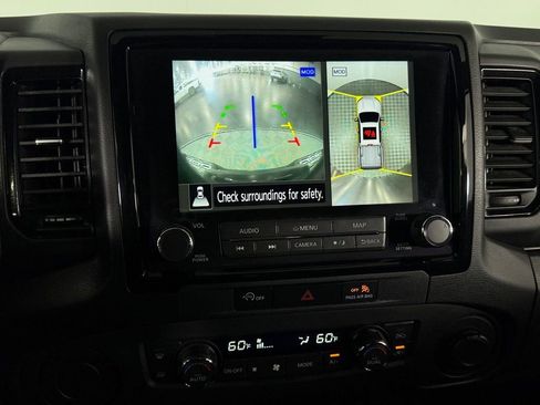 Used 2024 Nissan Frontier Pro-X w/ Pro Convenience Package image 16