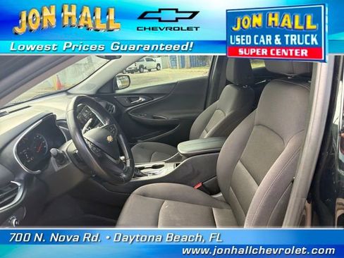 Used 2021 Chevrolet Malibu LT image 17