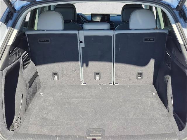 Used 2022 Audi Q5 2.0T Premium w/ Convenience Package AWD/4WD image 6