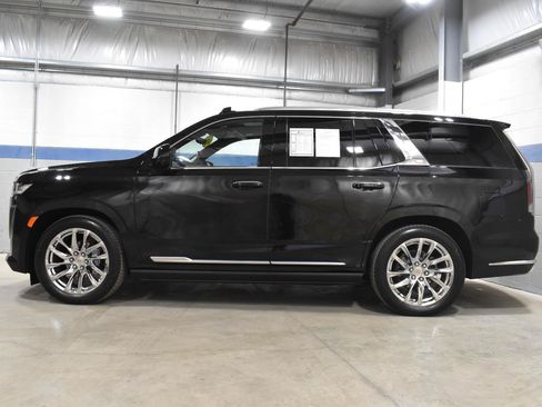Certified 2023 Cadillac Escalade Premium Luxury Platinum w/ LPO, Floor Liner Package AWD/4WD image 23