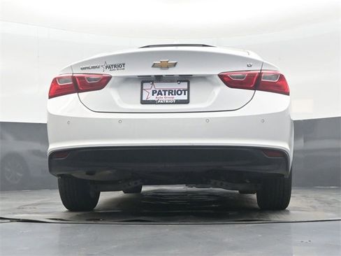 Used 2024 Chevrolet Malibu LT image 40