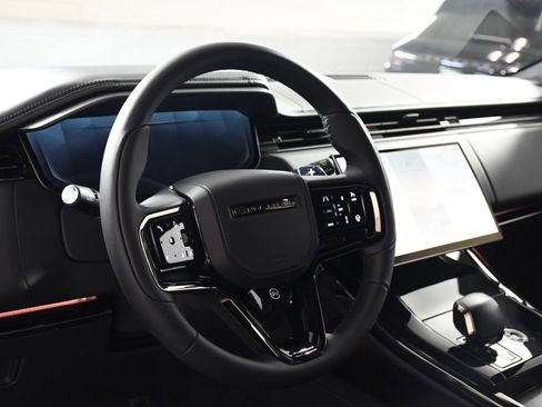 Used 2025 Land Rover Range Rover Sport SV Edition Two image 16