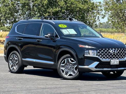 Used 2023 Hyundai Santa Fe SEL Convenience image 2