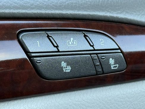 Used 2009 Buick Lucerne CXL image 13