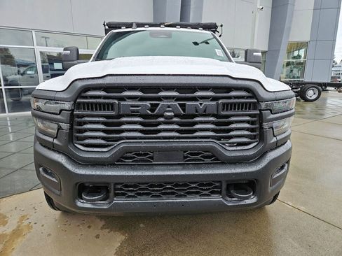 New 2026 RAM 5500 Tradesman AWD/4WD image 7