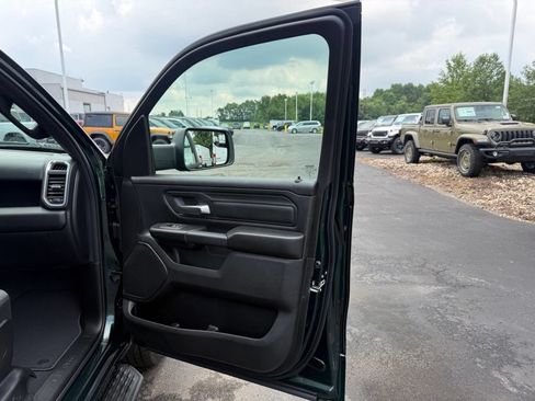 New 2026 RAM 1500 Express AWD/4WD image 49