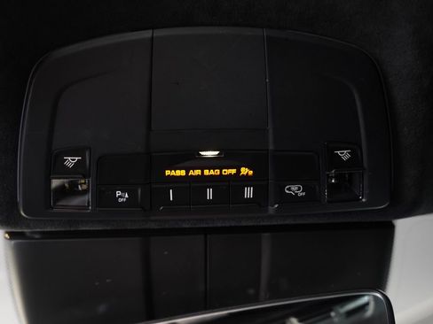 Certified 2017 Porsche 911 Carrera RWD image 29